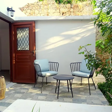 Lilly's Cosy Lejlighed Rhodes City